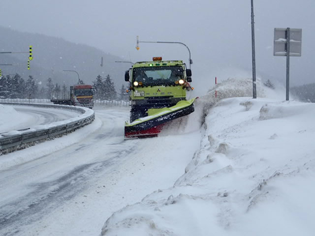一般国道２３７号日高町日高道路維持除雪一連工事