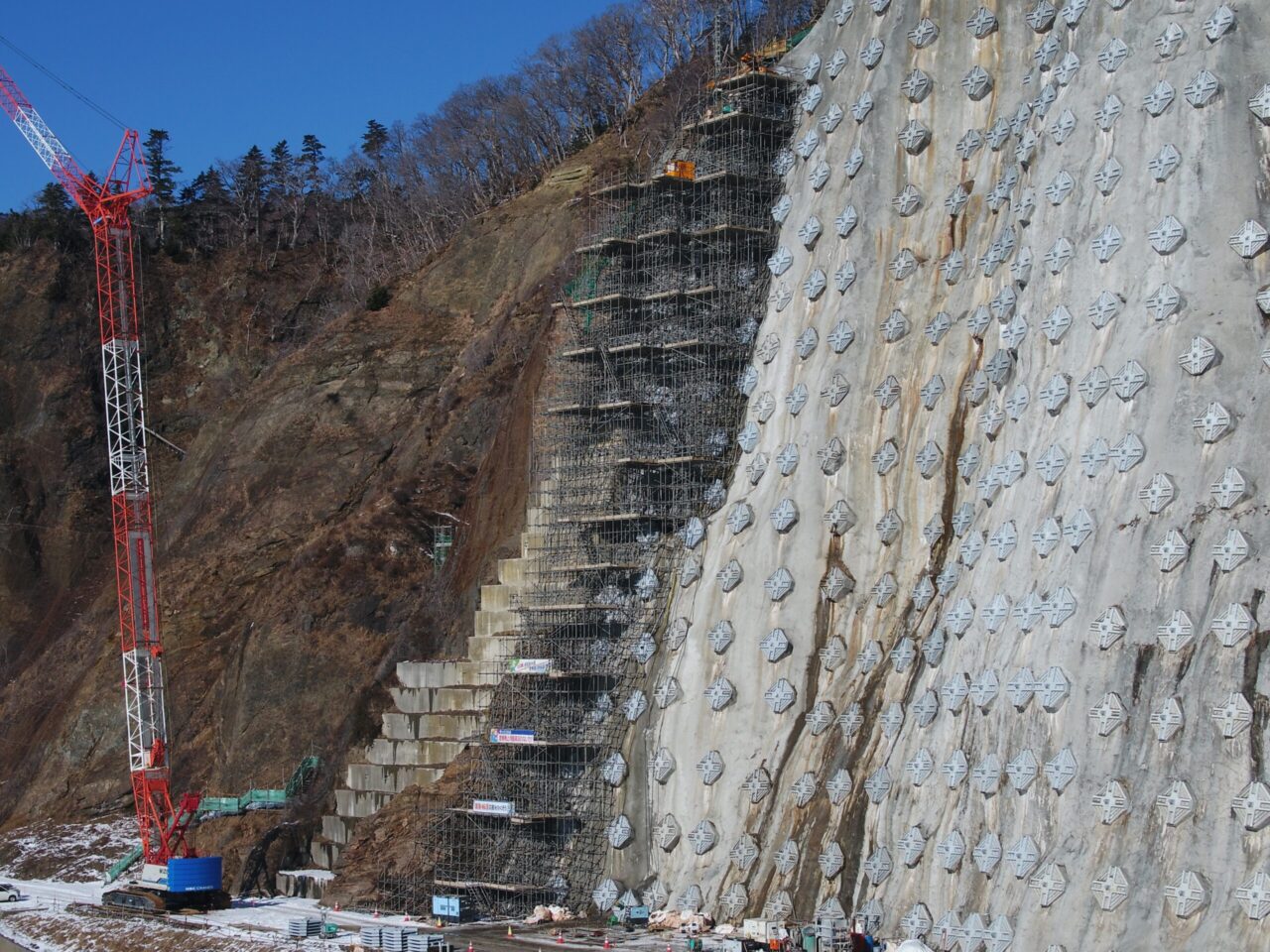 一般国道336号 様似町 ルランベツ法面補修工事